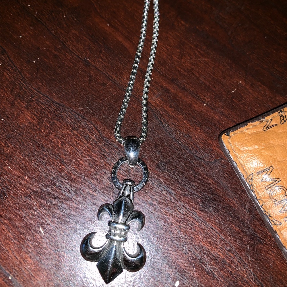 Chrome hearts chain